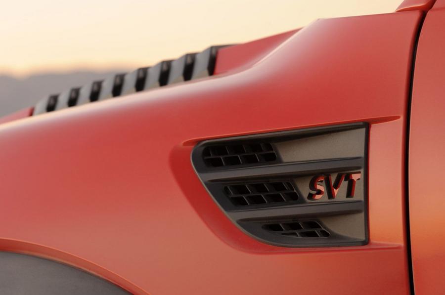  Ford F-150 SVT Raptor 2010 года  (фото 107 из 295)